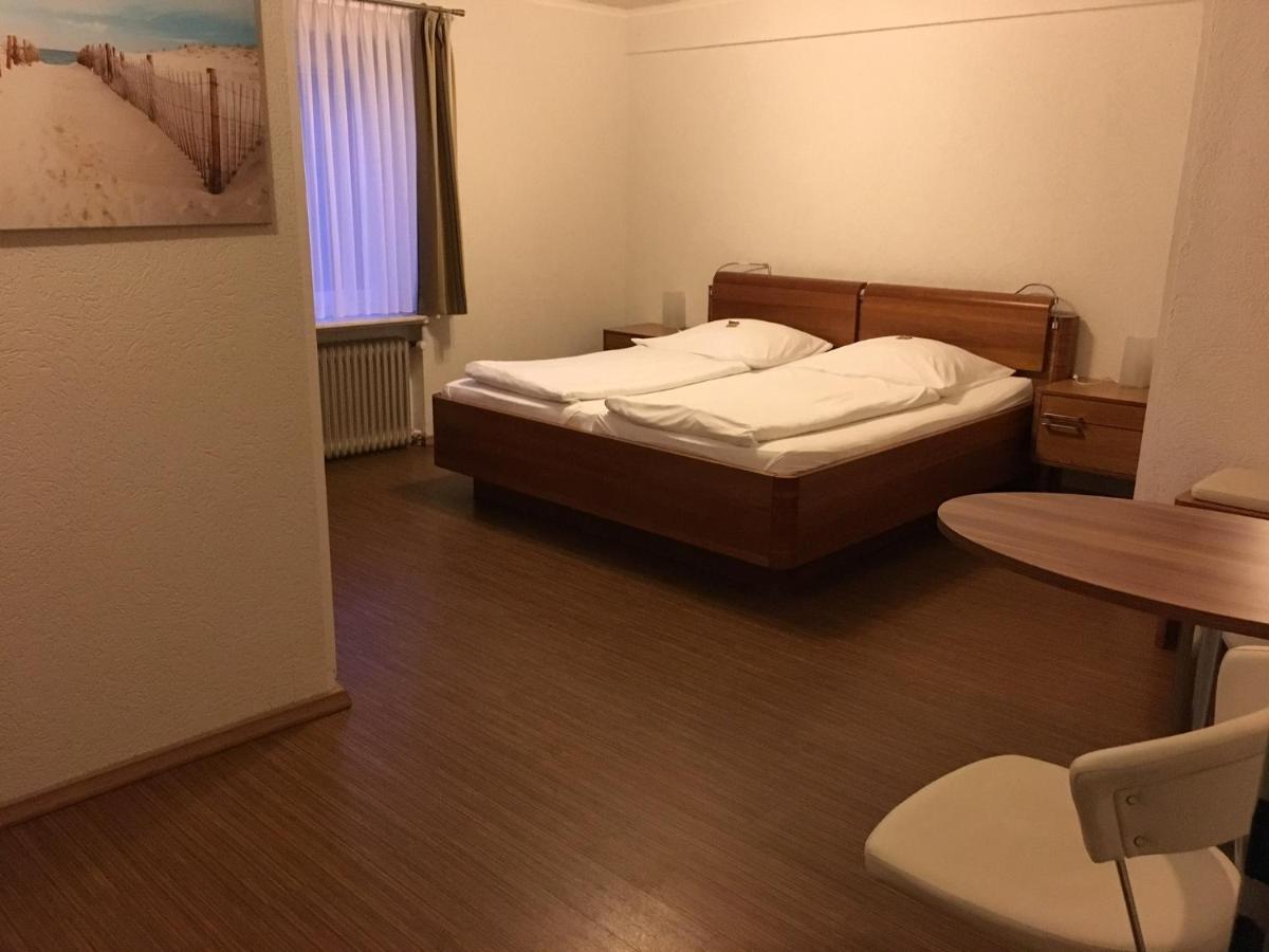 Heeren'S Hotel Garni Bensersiel Exterior foto